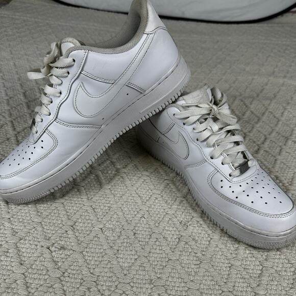 Nike Air Force 1 ’07 Low Triple White 315122-111 Men’s Size 10 Used - Picture 1 of 7